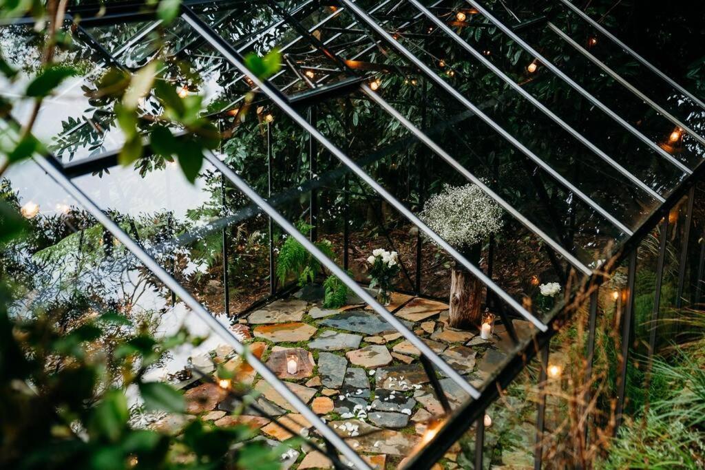 Luxury Treetop Escape With A Garden Glasshouse Villa Kalorama Exterior photo